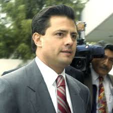 Realiza Peña Nieto cambios en su gabinete