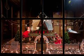 WVNA Holiday decorated storefront: 877 Main Street, Willim…