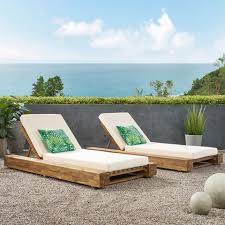 No matter if it is the bermuda chair or the siesta chaise lounge you can spot the stunning wire frame design or the fun yet practical swivel rocker base from a mile away. 23 Best Pool Lounge Chairs In 2021 Outdoor Chaise Lounges For Pools