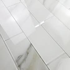 Honed marble look marble floor & wall tile (2.003 sq. Reviews For Abolos Handmade Decor Calacatta White Marble Look Large Format 4 In X 16 In Glossy Glass Decorative Wall Tile 6 Pc Pack Hmdwtj0416 Ca P The Home Depot