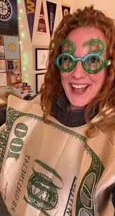 Washington students leaving money