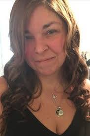 Ellis Hyde's Instagram, Twitter & Facebook