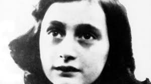 Obra memorável reúne versão original do diário de Anne Frank e documentos  inéditos