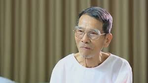 Lúc còn nằm trên giường bệnh ông chuyển lời qua nsnd lê khanh đến đạo diễn rằng bao nhiêu xui xẻo anh đã gánh rồi và chúc ê kíp cùng bộ phim. Khujzxqc8bj9cm