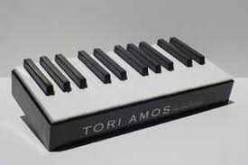 Tori Amos A Piano The Collection Releases Discogs Blood roses blood roses back on the street now blood roses blood roses back on the street now can't forget the things you never said on days like these starts me thinking. tori amos a piano the collection