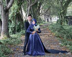 Outdoor pre wedding photoshoot concept ideas inspiration at lereng merapi mountain yogya. 7 Tempat Di Surabaya Ini Bikin Foto Prewed Mu Keren