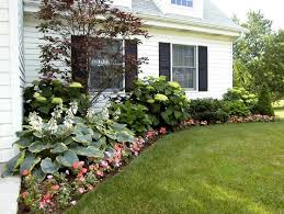 Ranch style homes embrace open spaces in a casual, unassuming style. Wearefound Com Nbspwearefound Resources And Information Landscaping Around House Outdoor Landscaping Ranch House Landscaping