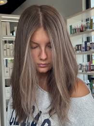 cherry cola + long layers is exactlyyyy what you need🍒🤎✨ Hair by Arianna  #qcstylist #salonhalobettendorf #bettendorfiowa hairstylist #lorealpro  #kerastase #oribe #iowahair #davenportiowa #quadcitieshairstylist  #cherrycolahair