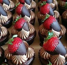Linda Decoracao Desse Doce Strawberry Desserts Baking Desserts