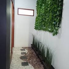 Kemudian pilihlah tanaman yang tidak membutuhkan banyak air untuk bawa ruangan bersantai anda pada sebuah taman. Taman Kering Taman Batu Koral Daun Plastik Modern Dalam Ruang Shopee Indonesia