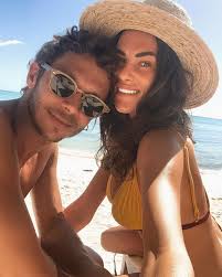 Las fotos más hot de antonio rossi. Valentino Rossi Sorprendido En Alta Mar Con Su Guapisima Novia