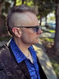 Daniel Corey (@thedangerkatt) • Instagram photos and videos