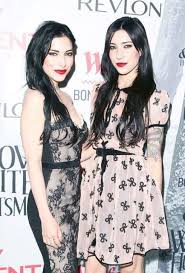 Trendy How To Wear Black Lipstick Hair 48 Ideas Fashion Picnic Dress Spirit Fashion