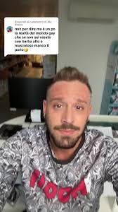 Risposta a @Ale Rocca simpatia. unica cosa fondamentale 🏳️‍🌈🙃 #gayi...
