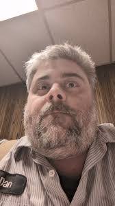 Daniel Colwell's Instagram, Twitter & Facebook