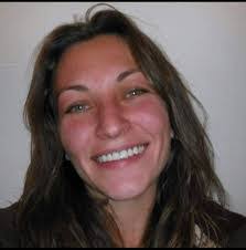 Amanda Evan's Instagram, Twitter & Facebook