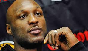 He grew up in his maternal grandmother mildred. Schrecksekunde Fur Lakers Star