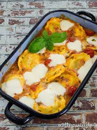 Tortellini Mit Tomatensauce Und Mozzarella Wallygusto Rezept Tortellini Mit Tomatensauce Tomatensauce Tomaten Sauce