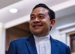 Wan Jan's Instagram, Twitter & Facebook