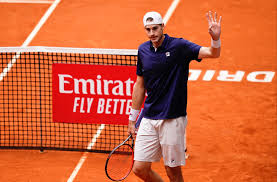 His weight in kg (approx) 65 kg. John Isner Opens With A Win Over Kecmanovic In Madrid Ubitennis