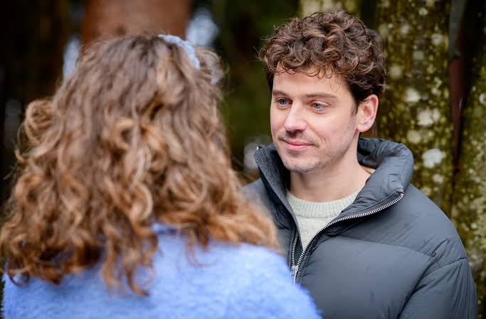 Sturm der Liebe“: Neuer Traummann sorgt schon direkt nach Ankunft für Ärger!
