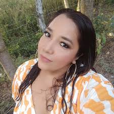 Ashley reina de la feria de la piña la víbora 2025