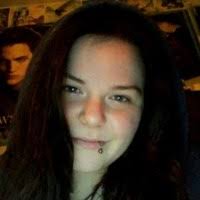 Heidi Dutcher's Instagram, Twitter & Facebook