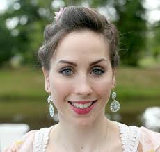 Floral Twist Up-do (for short hair)