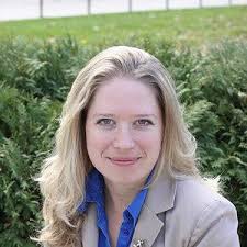 Amazon.com: Avery Sawyer: books, biography, latest update