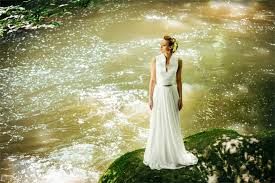 Online wedding dresses 2020 women. Steffi S Hochzeitsblog Im Grunen Tal Kollektion 2017 Von Calesco Couture