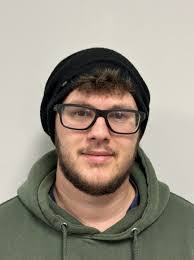 Neil Crum's Instagram, Twitter & Facebook