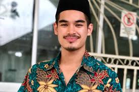 Beliau meraih kemasyhuran setelah dinobatkan sebagai juara dewi remaja 2014/2015. Mesej Perbualan Seks Hero Remaja Tersebar Alif Muhaimin Dakwa Ia Fitnah Hiburan Mstar
