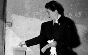 El movimiento internacional por el sufragio femenino, llevado a cabo por las llamadas sufragistas, fue un movimiento reformista social, económico y político que promovía la extensión del sufragio (el derecho a votar) a las mujeres, abogando por el «sufragio igual». Se Conmemoran 63 Anos Del Voto De La Mujer En Mexico El Sol De Mexico Noticias Deportes Gossip Columnas