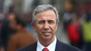 Mansur yavaş, 2009 seçimlerinin sonrasında mhp lideri devlet bahçeli ile girdiği polemiğin ardından mhp'den kopma noktasına geldi. Mansur Yavas Kimdir Mansur Yavas Kac Yasinda Ve Nereli Son Dakika Haberleri