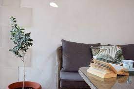 Large choix de lampes, de lustres, de lampadaires, d'appliques et. Next Door Apt Natalia Apartments