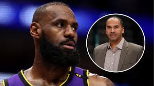 'Generational implosion'... NBA analyst crucifies Dallas Mavericks for  giving once in a generation gift to LeBron James
