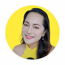 Cindy Raper's Instagram, Twitter & Facebook