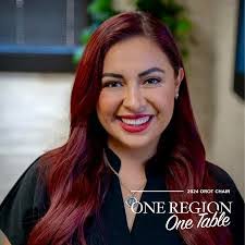 Mona Melendez's Instagram, Twitter & Facebook