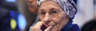 She served as minister of foreign affairs from 2013 to 2014. Emma Bonino L Ennesimo Flop Europa Non Arriva Al 4 E Lei Se La Prende Con Salvini E Di Maio Ilgiornale It