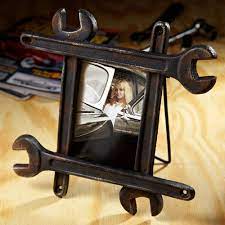 Diy Gift For Dad Wrench Frame Welding Projects Homemade Valentines Gift Valentines Gifts For Him