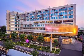 Hotel dengan private pool di jogja ini juga dekat dengan dengan stasiun kereta lempuyangan, pusat perbelanjaan dan wisata. Grand Mercure Yogyakarta Adi Sucipto Yogyakarta Id Reservations Com