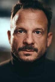 Neil Cole's Instagram, Twitter & Facebook