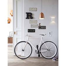 fahrrad in weiss von schindelhauer bei impressionen wohnen fahrrad wandgestaltung
