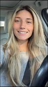 Chaise's proud mom, Lynda Rowe-campbell, is LHS 🏆 1989. FIND 200+  comments, here 📬