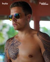 Travis Maddox's Instagram, Twitter & Facebook