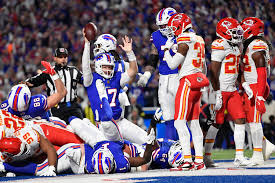 Allen có 3 lần chạm bóng và Bills sử dụng hàng phòng ngự chắc chắn để đánh bại Mahomes và Chiefs với tỷ số 28-21 - Daily Journal