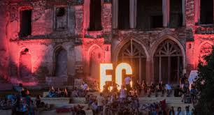 La jumătatea lunii mai, organizatorii anunţau că a opta ediţie a festivalului electric castle a fost amânată pentru 2022, pentru că nu au suficient timp să pregătească evenimentul. Electric Castle Books In Moderat Nero Noisia For 2017 Romanian Festival Djmag Com