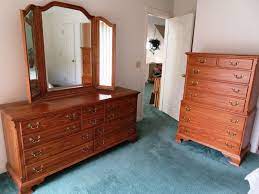Master bedroom furniture layout the picture above is a layout design furniture for the main room such as where to lay the right mattress th. Pin On Furniture