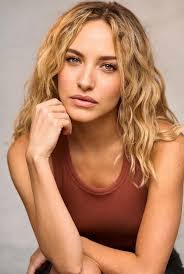 Jesse Aponte's Instagram, Twitter & Facebook