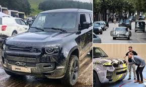 Leaked Image Shows The New 2020 Land Rover Defender This Is Money